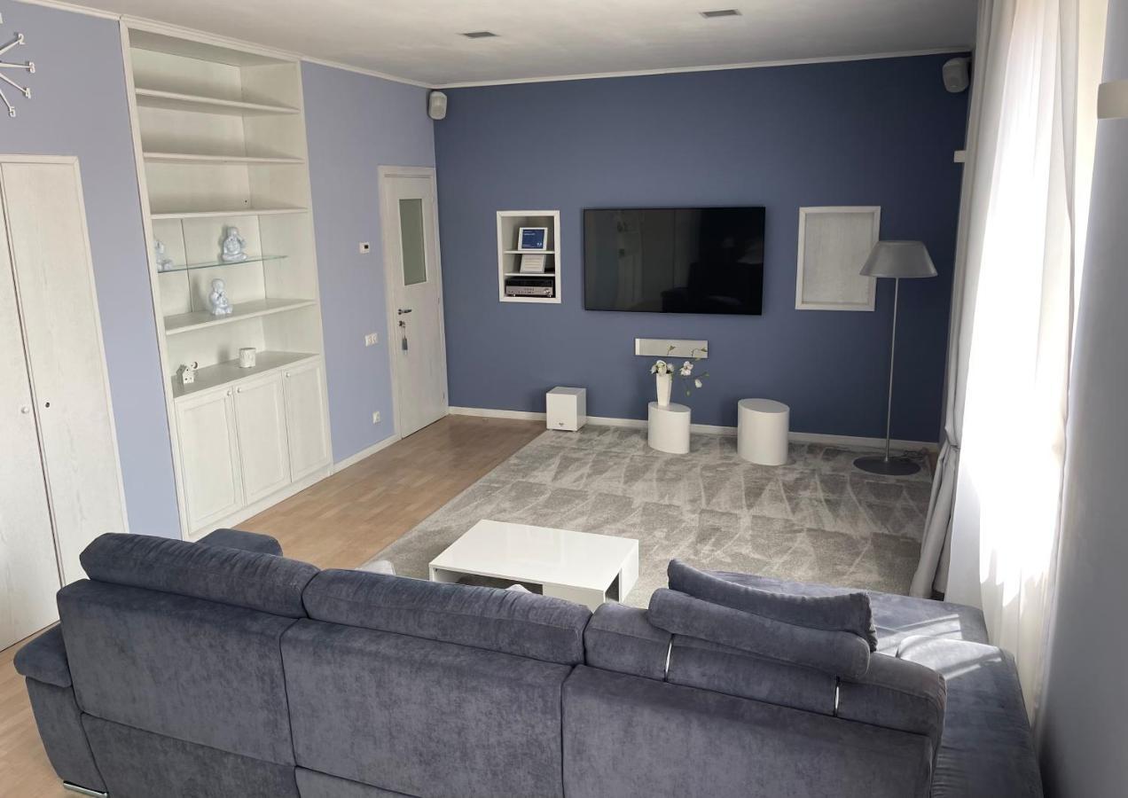 Central Loft Варезе Екстериор снимка